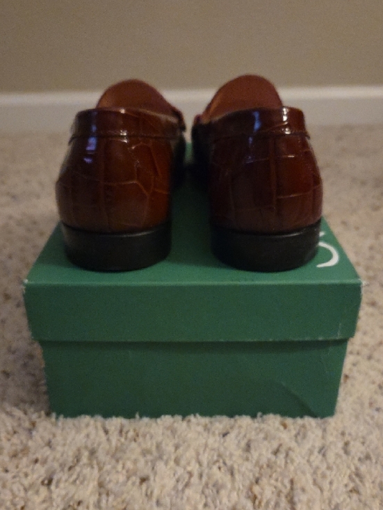 J. Crew | Croc-Embossed Penny Loafers in Burnished Sienna, Size 8.5 - Picture 5 of 7